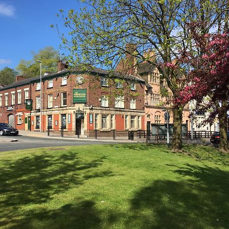Assheton Arms Hotel Middleton  Buitenkant foto