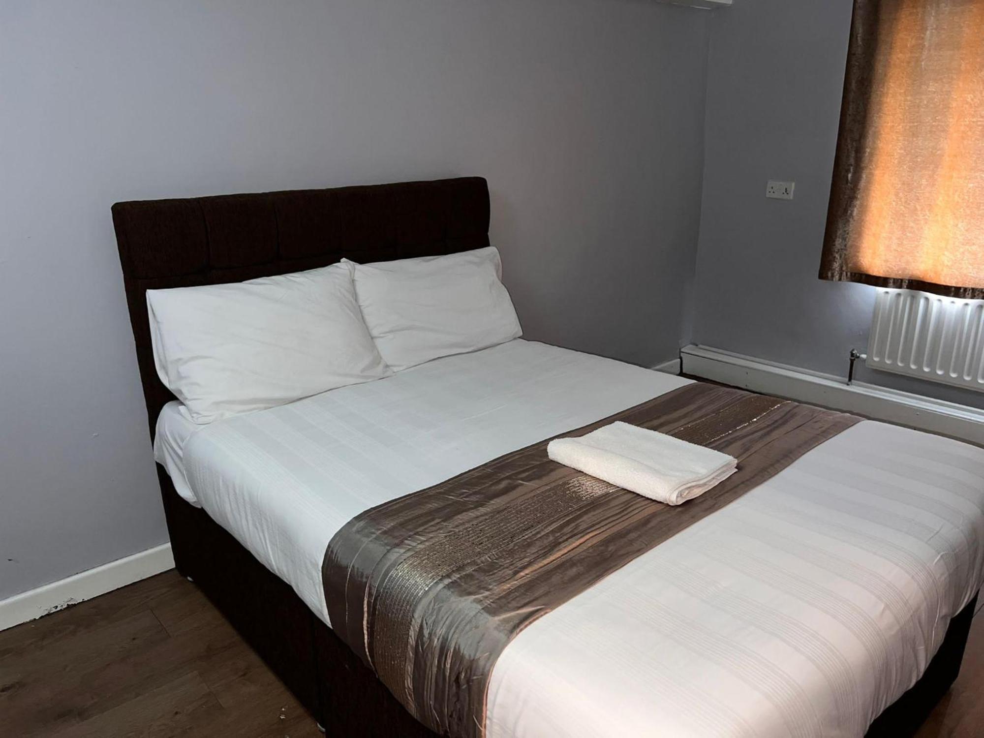 Assheton Arms Hotel Middleton  Buitenkant foto