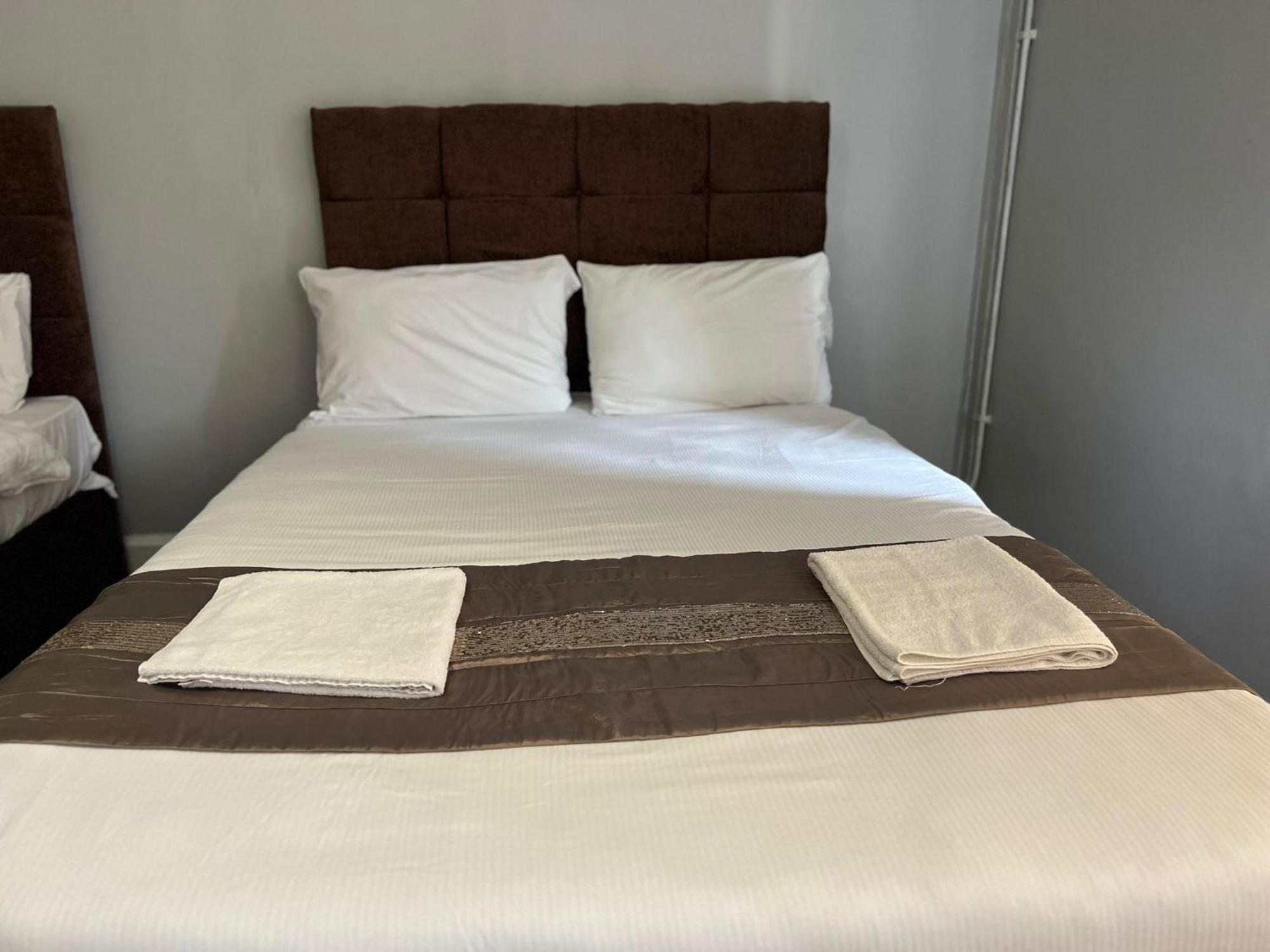 Assheton Arms Hotel Middleton  Buitenkant foto